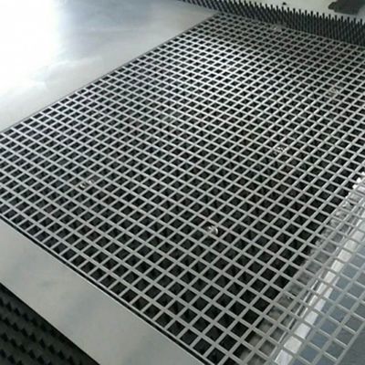 De aço inoxidável SS321 perfurado chapeia 2mm laminados em volta do furo ASTM AISI