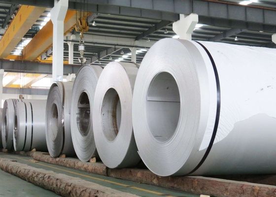 201 da bobina de aço inoxidável da tubulação de SUS304H laminados a alta temperatura de superfície 2D para o permutador de calor