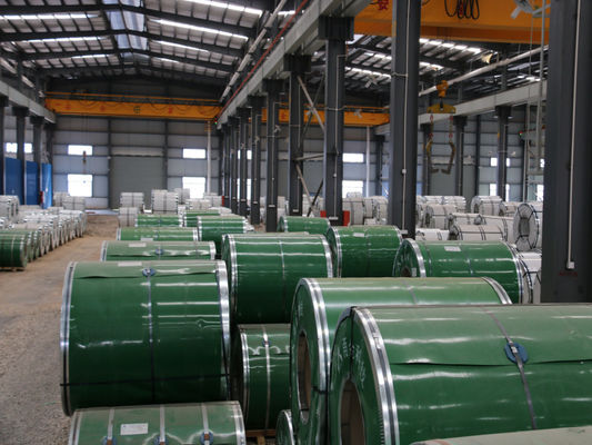 Metal estirado a frio das bobinas SUS321 de aço inoxidável de superfície brilhantes sem emenda